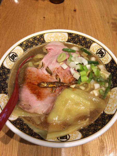 「こってりラーメン(中盛)830円」@すごい煮干ラーメン凪 五反田西口店の写真