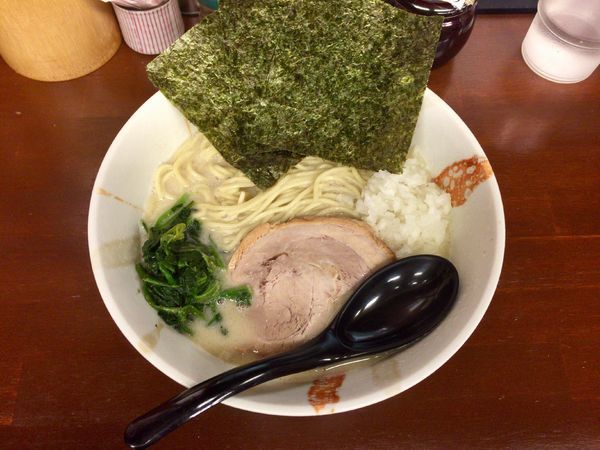 「塩ラーメン」@濃厚鶏らーめんゴッチの写真