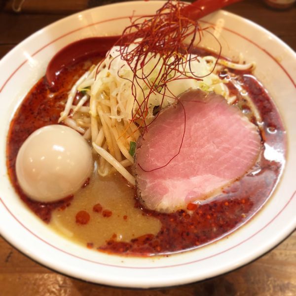 「味玉辛味噌らーめん」@東京味噌らーめん 鶉の写真