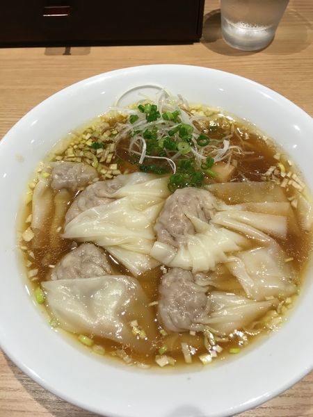 「ワンタン麺」@中華そば 龍の眼 Produced by 創作麺工房 鳴龍の写真