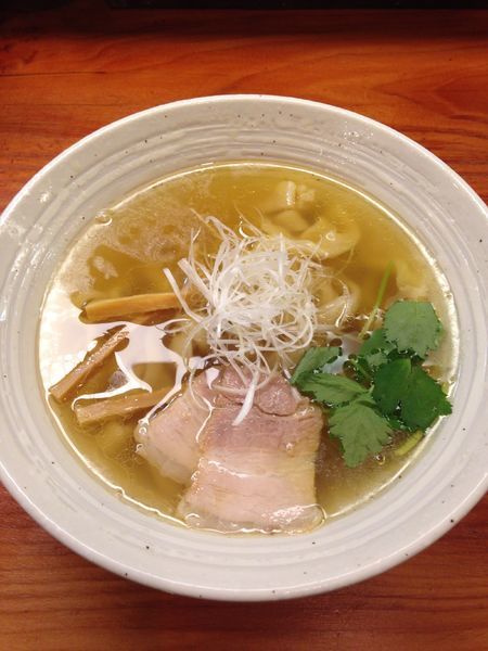 「塩らーめん」@純手打ち 麺と未来の写真