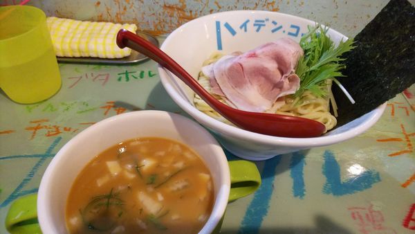 「雲丹冷やしカップつけそば」@ハイデン.コッコFACTORYサマンサ・タマサの写真