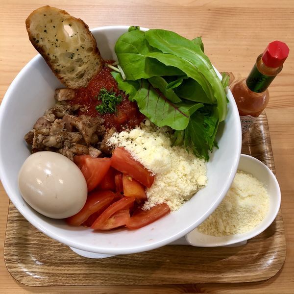 「トマトまぜソバ M ￥850＋チーズ増 ￥50」@アメノオトの写真