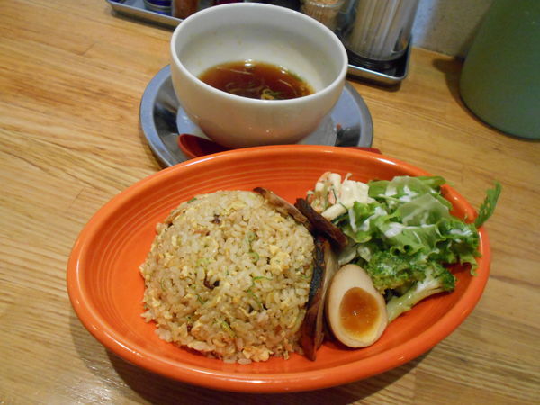 「燕子花特製ごちそうチャーハン(スープ付)」@燕子花の写真
