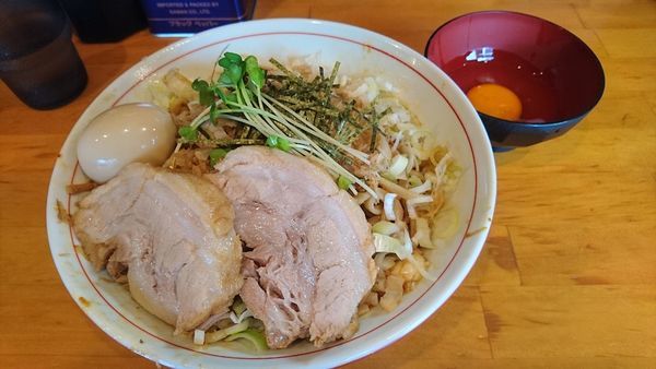 「冷やしまぜたまＳ(ニンニク)+味玉(クーポン)」@ファットンの写真