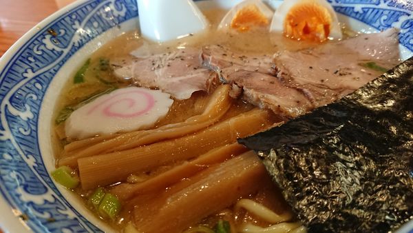 「特製中華そば」@中華そば 青葉 狭山店の写真