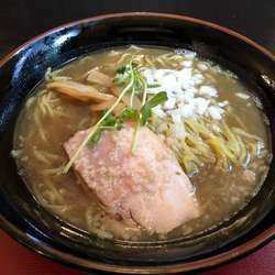 燕三条系濃厚煮干ラーメン 大盛り