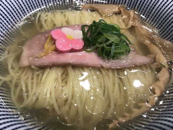「鯛塩らぁ麺 800円」@鯛塩そば 灯花 ラゾーナ川崎プラザ店の写真