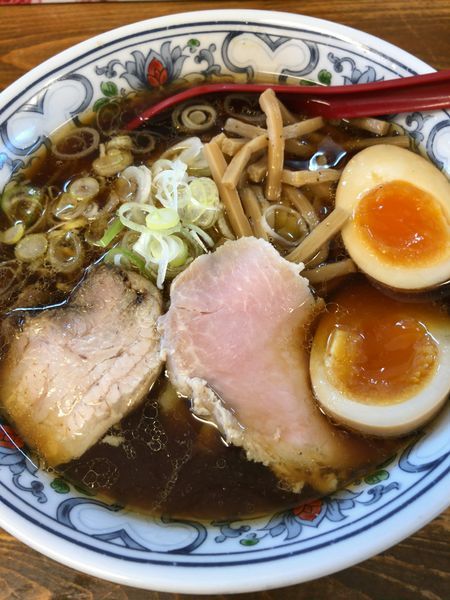 「味玉醤油らー麺 ¥850」@くじら食堂の写真