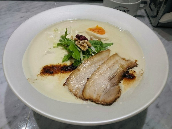 「鶏白湯らぁめん」@MENSHO SAN FRANCISCOの写真