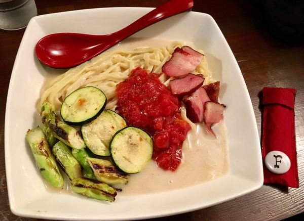 「冷ビシソワーズ麺」@焼麺 劔の写真