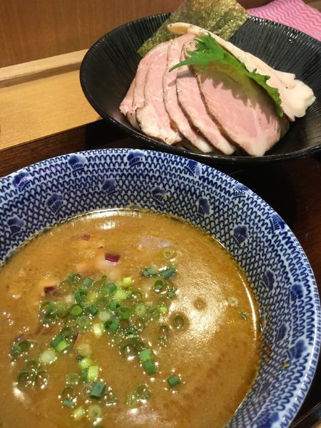 「チャーシュー濃厚つけ麺＋チャーシュー」@中華そば 蓮の写真