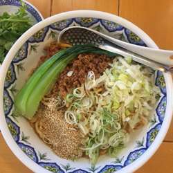 汁なし担々麺