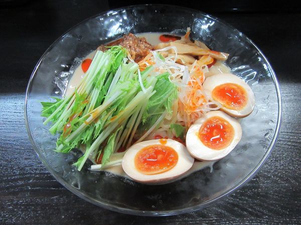 「冷やし坦々麺（８５０円）＋味玉１００円」@麺屋 縁 YUKARIの写真