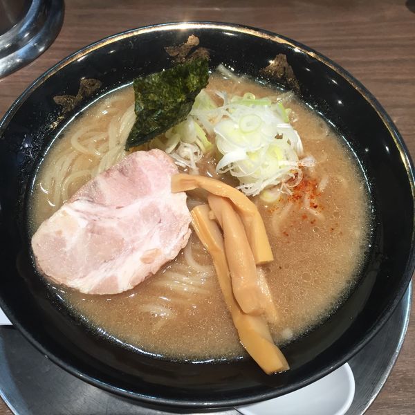 「中華そば 半麺」@六厘舎TOKYO ソラマチ店の写真