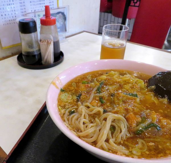 「スタミナ（750円）＋キリンラガー」@らーめん なかやの写真