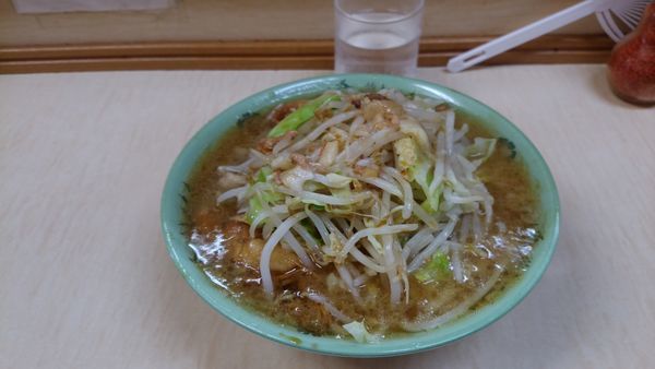 「ミニラーメンブタ増しアブラカラメ」@ラーメン二郎 京成大久保店の写真