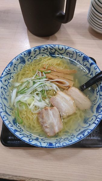 「塩ラーメン大盛（750円）」@函館麺屋 四代目の写真