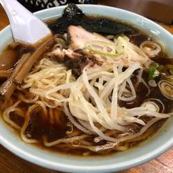 ラーメン 800円