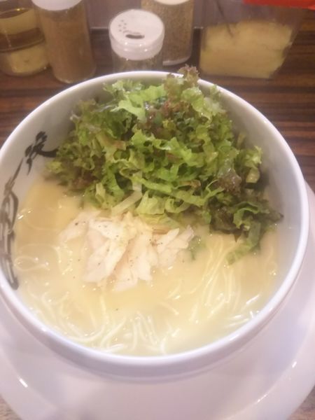「塩白湯ラーメン」@麺屋時茂 スカイツリー店の写真