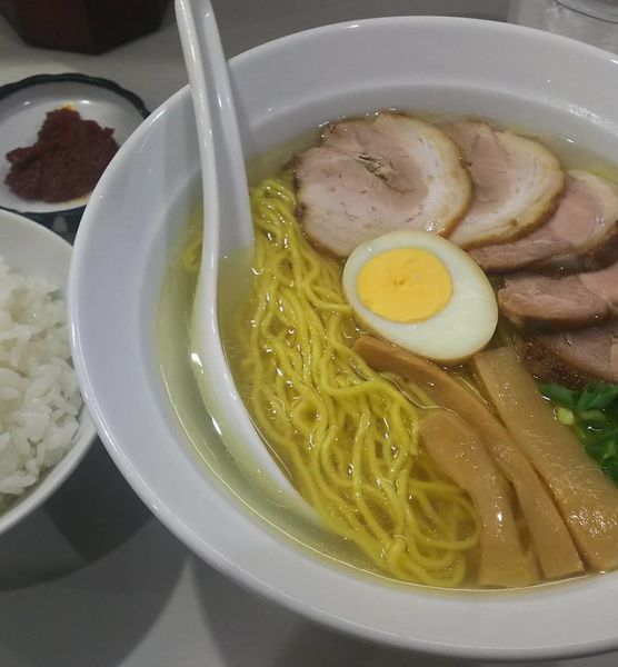 「塩チャーシュー+ライス+ラージャー玉  1,000円」@再来軒の写真