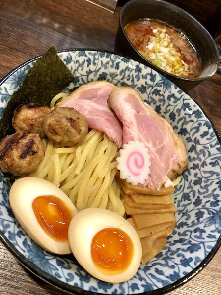 「【土･日限定】えび香る鶏豚骨つけ麺 ￥900」@麺処はなぶさの写真