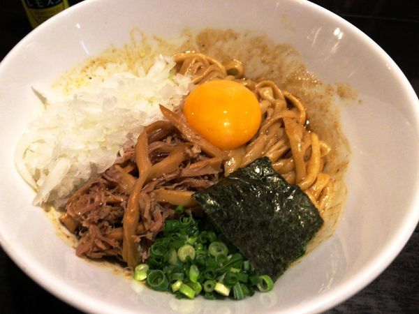 「和え豚そば（カレー）」@俺の空 池袋店の写真