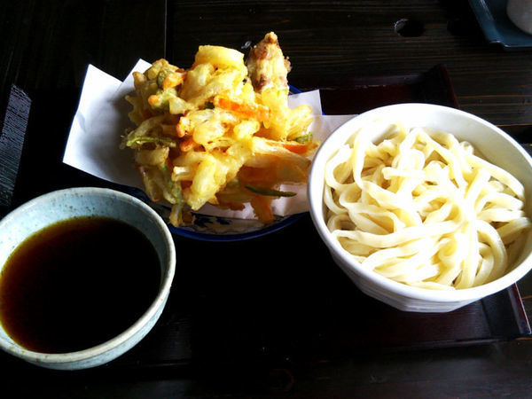 「田舎うどん￥６００」@馬荷亭 よしの写真