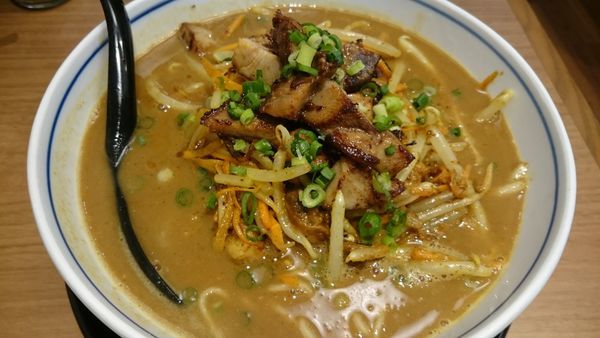 「鶏白湯スパイシーカレー麺(950円)+コロチャー(150円)」@麺場 鶏源 TORIGEN 蒲田店の写真