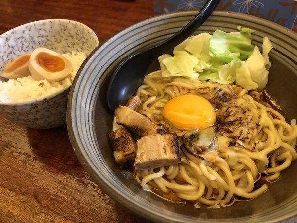 「狼煙 味玉つき」@辛麺 真空 町田本店の写真