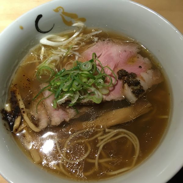 「煮豚醤油そば¥1150」@SOBAHOUSE 金色不如帰 新宿御苑本店の写真