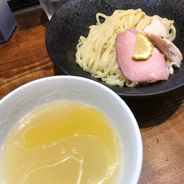 「しお冷やしつけ麺」@町田汁場 しおらーめん 進化の写真