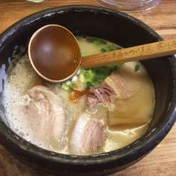 らぁ麺+チャーシュー+替え玉