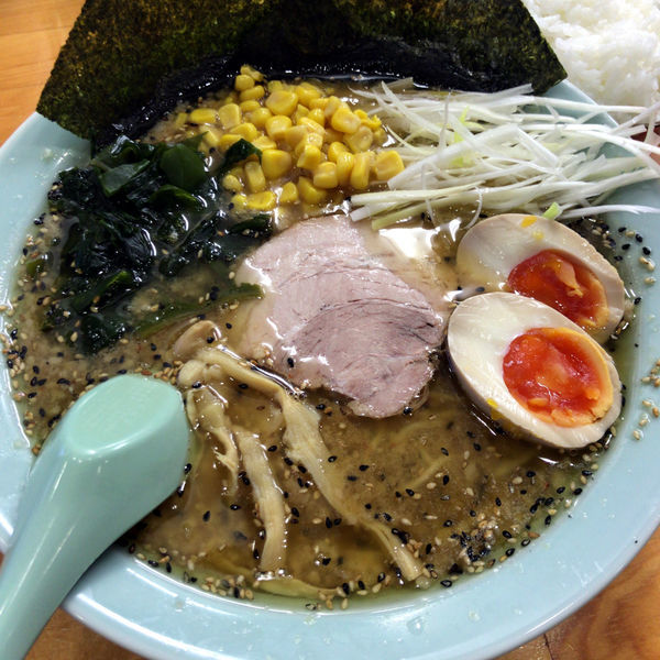 「みそラーメン（半麺）690円　半ライス　モーニングサービス」@ラーメンショップ 足利50号店の写真