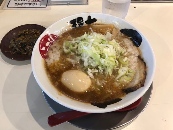 「特製ラーメン 高菜トッピング」@環七ラーメン てらっちょの写真