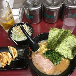 ラーメン せい家セット
