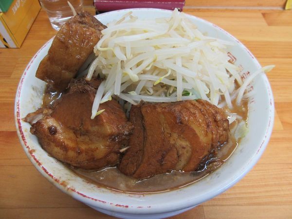 「味噌豚ダブルラーメン大盛（１１１０円）」@ラーメン 龍郎の写真