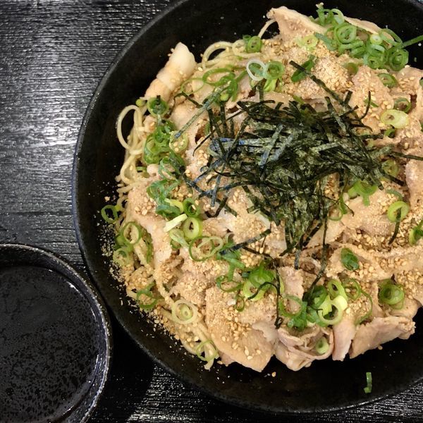 「冷製肉そば (780円)」@麺家 市川商店の写真