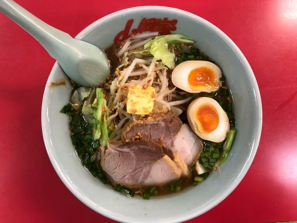 「ガリバタ＋味玉＋チャーシュークーポン」@山岡家 山梨甲斐店の写真