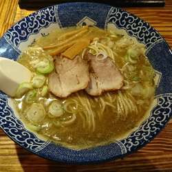 醤油ラーメン650