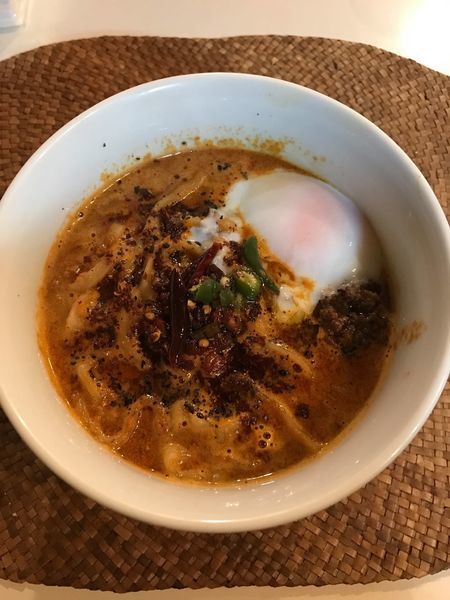 「黒カラシビ麺」@龍門瀑の写真