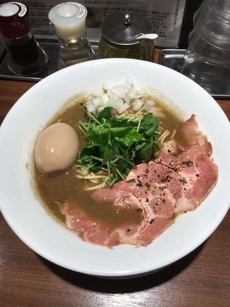 「濃厚烏賊煮干中華そば 塩 味玉つき」@麺屋 ねむ瑠の写真