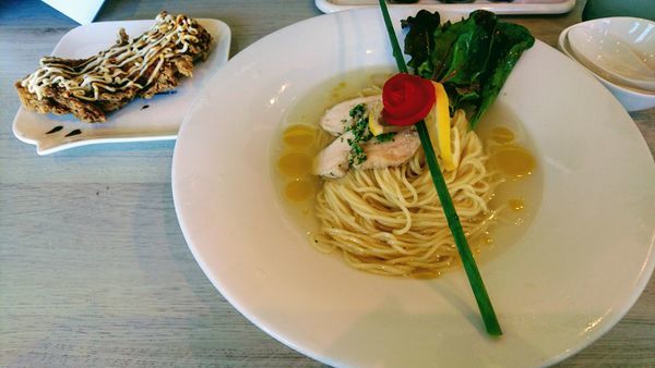 「【限定】塩レモン冷し+チキン」@MENYA free styleの写真