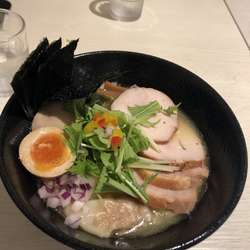 濃厚鶏塩スペシャル