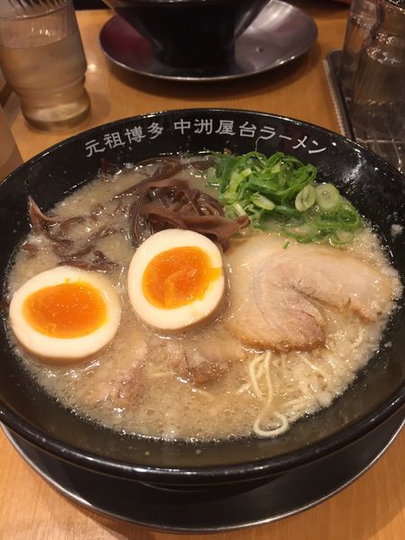 「煮卵豚骨ラーメン」@元祖博多中州屋台ラーメン 一竜 国分寺店の写真