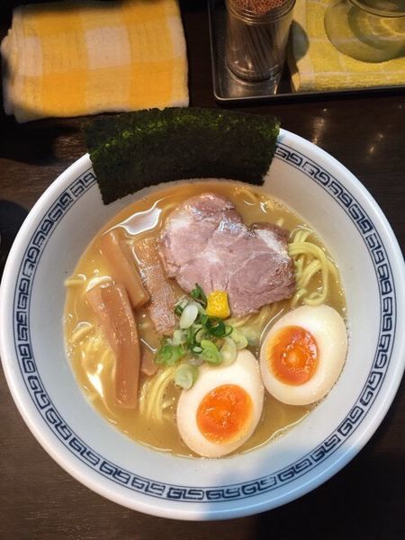 「味玉ラーメン 塩ver.」@らーめん はやしの写真