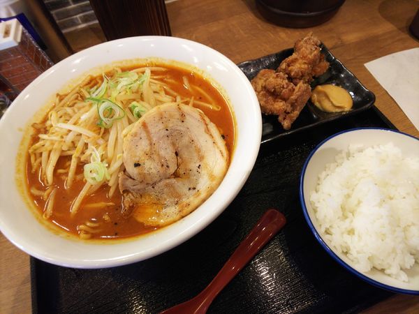 「百年味噌ラーメン＆唐揚げセット」@マルキン本舗 東松山店の写真