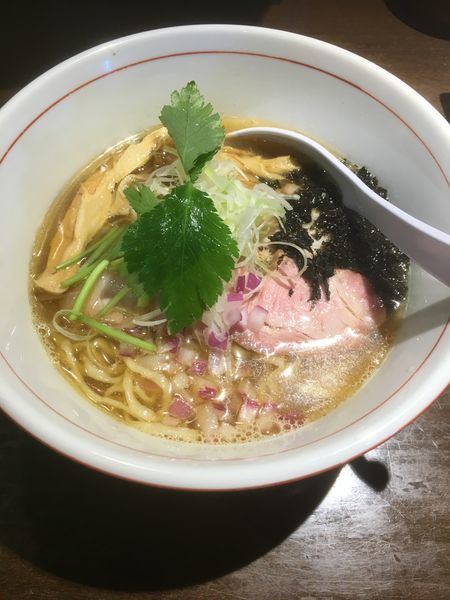 「豊深煮干しそば塩」@麺や 虎徹の写真