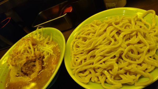 「つけ麺、アブラ、カラメ」@立川マシマシ 9号店の写真