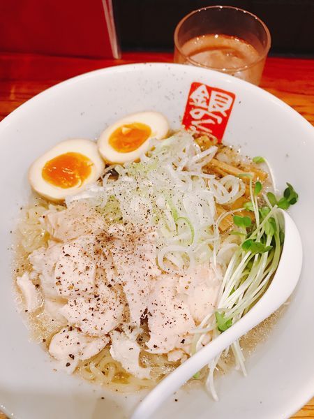「冷製鶏しおらーめん」@熟成らーめん 銀のくらの写真
